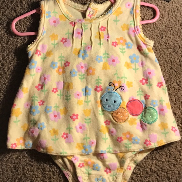 Little girl out fit - Picture 1 of 1